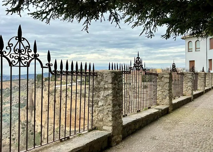 Gav Mondragon Apartmán Ronda